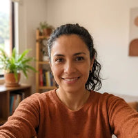 Diana R. · 38 · Medellín